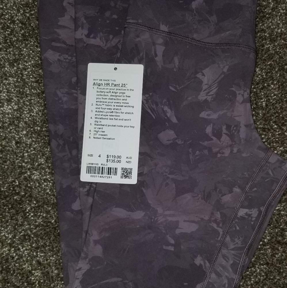 SOLD!!! NWT rare lululemon align 25 inch, size 4